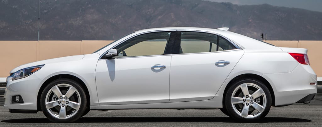 2015-chevrolet-malibu-turbo-side-profile