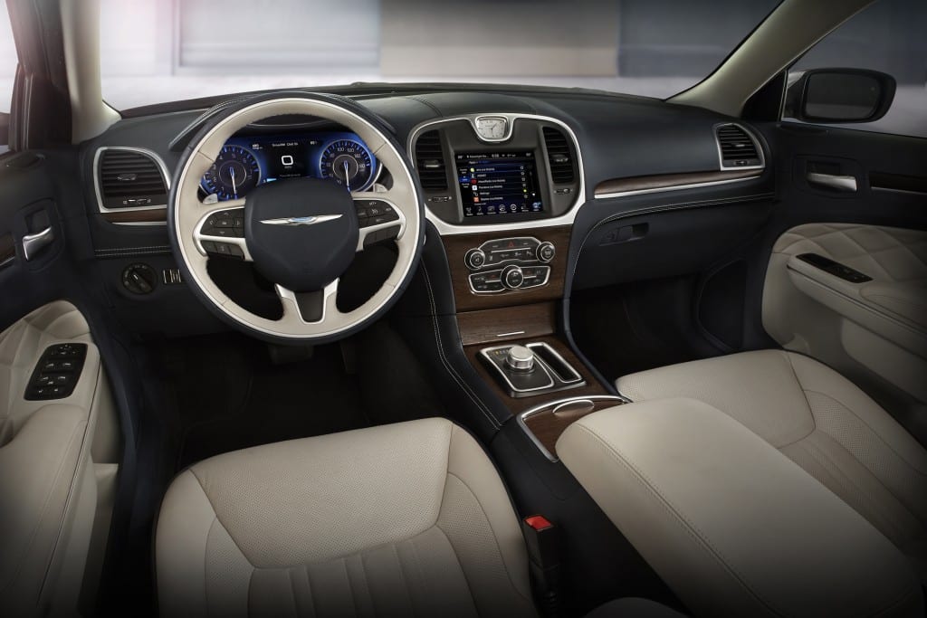 300C interior