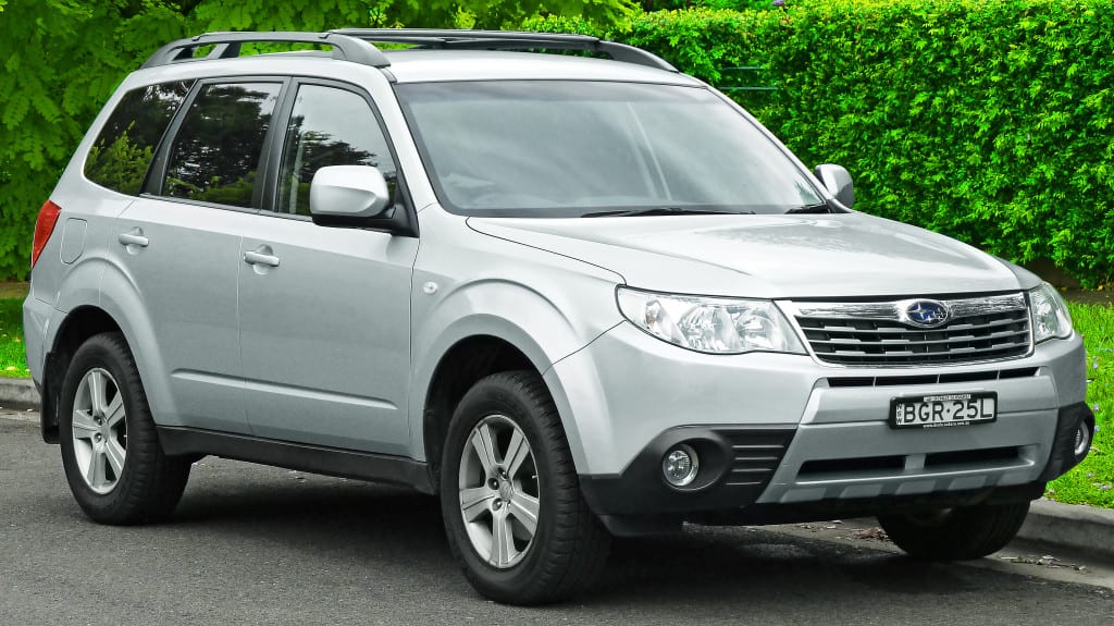 2008-2009_Subaru_Forester_(MY09)_XS_wagon_(2011-11-18)_01