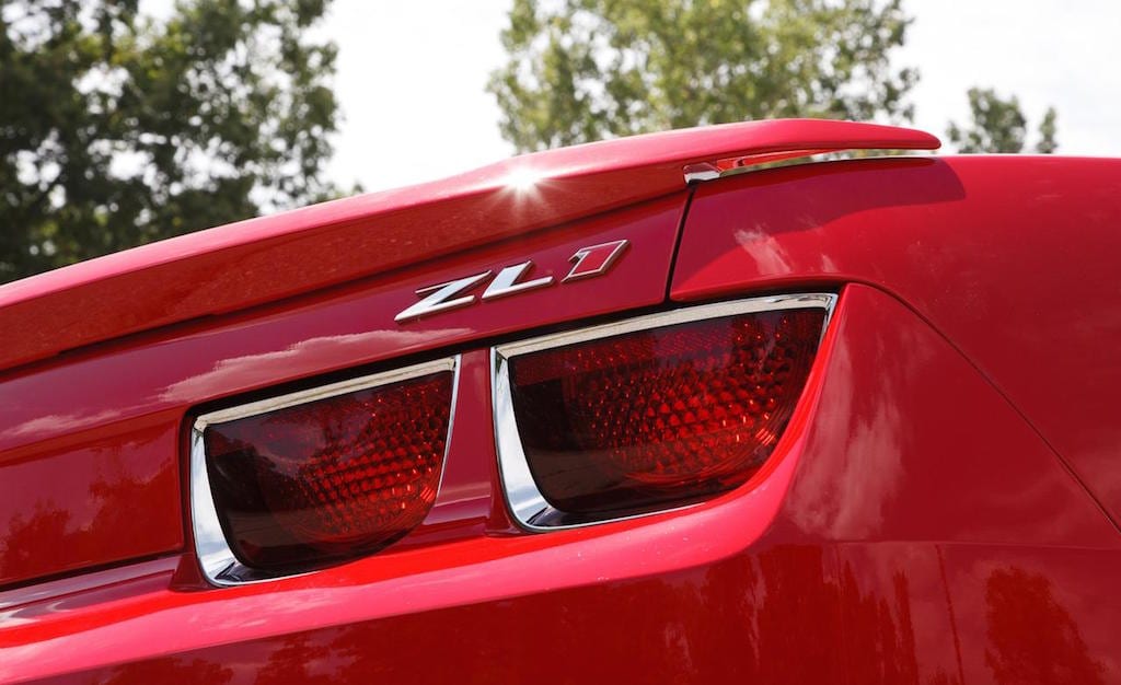 What's the Difference Between the Camaro ZL1 and SS