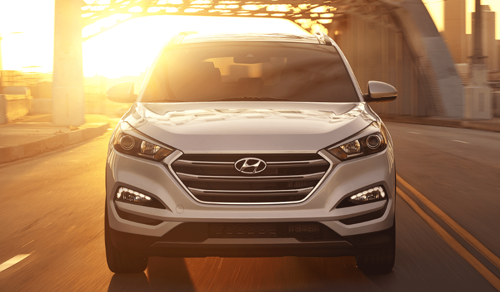 2016 White Hyundai Tucson