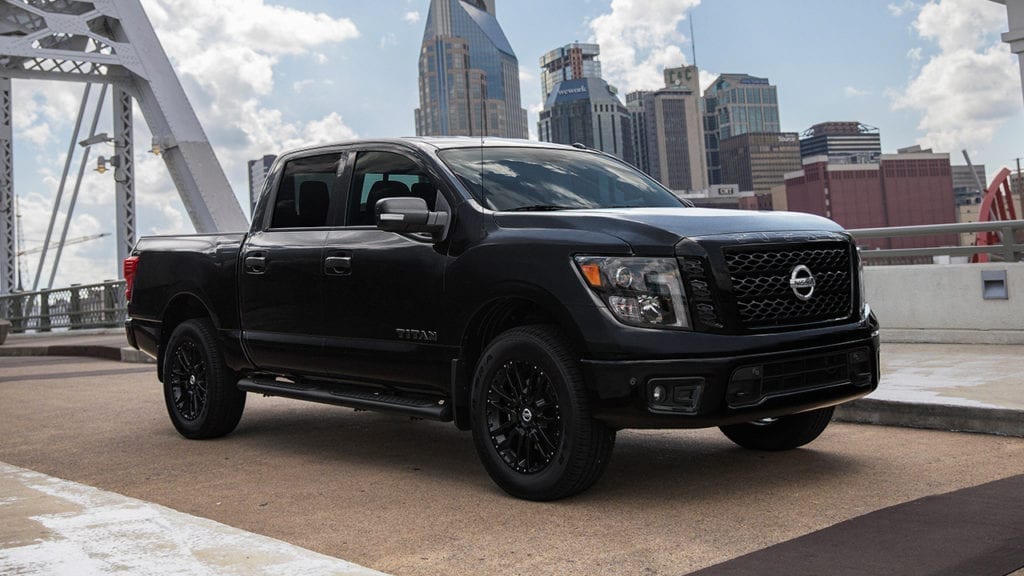 The 2018 Chevy Silverado vs. 2018 Nissan Titan