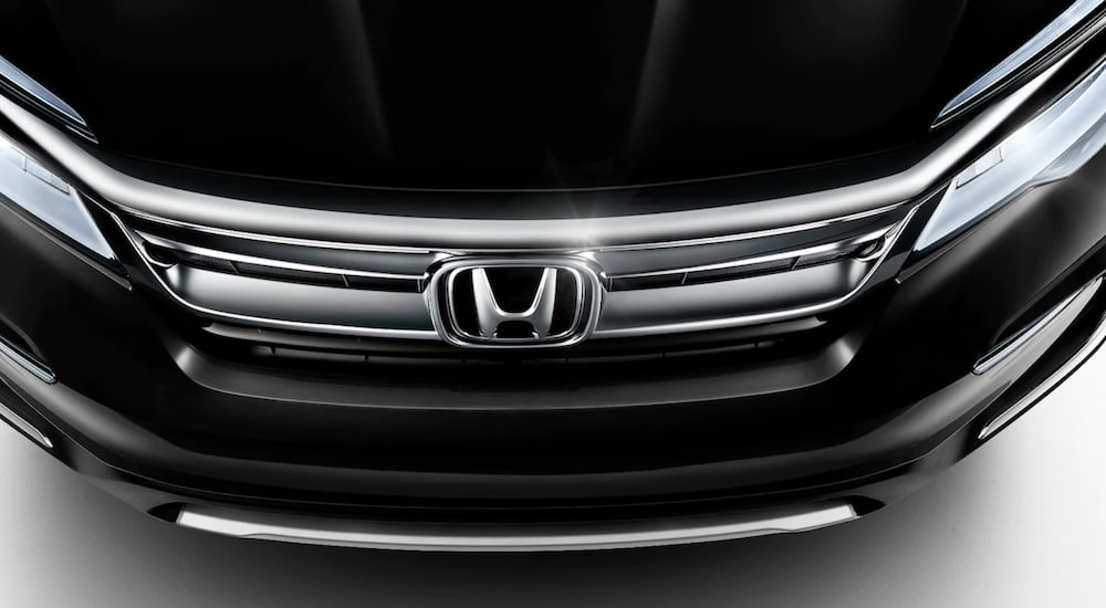 The Honda Emblem is shown on a 2021 Honda Pilot.
