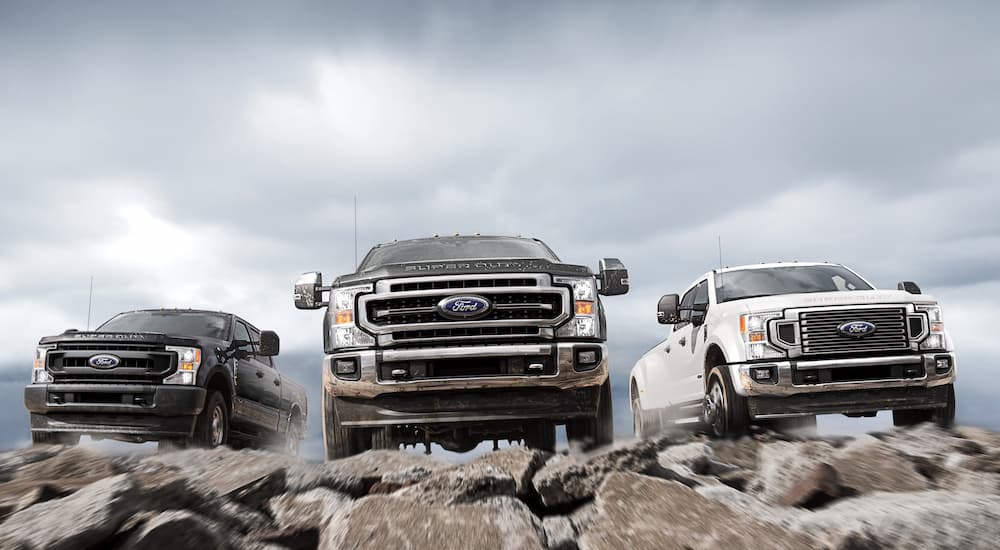 King Of Trailering: 2022 Ford F-250 vs 2022 Chevy Silverado 2500 HD