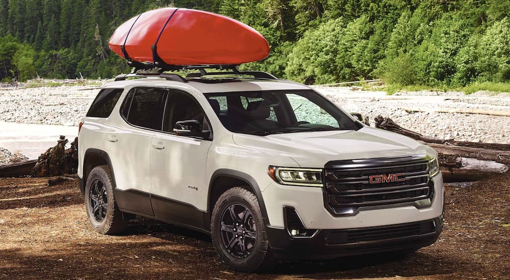 A Breakdown of the Packages Available for the 2022 GMC Acadia