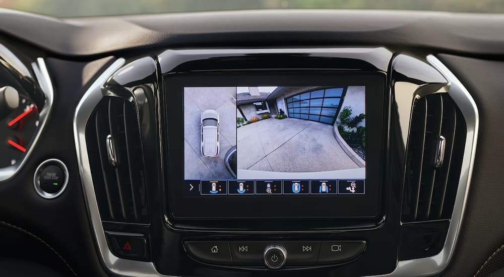 The infotainment screen is shown in a 2022 Chevy Traverse.