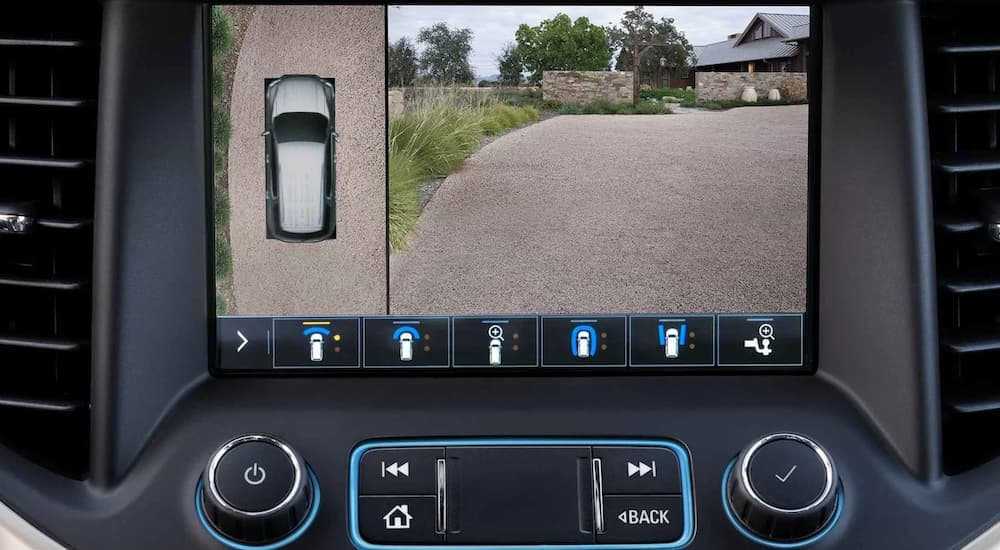 A close up of the infotainment screen in a 2022 GMC Acadia Denali is shown during online GMC Acadia sales.