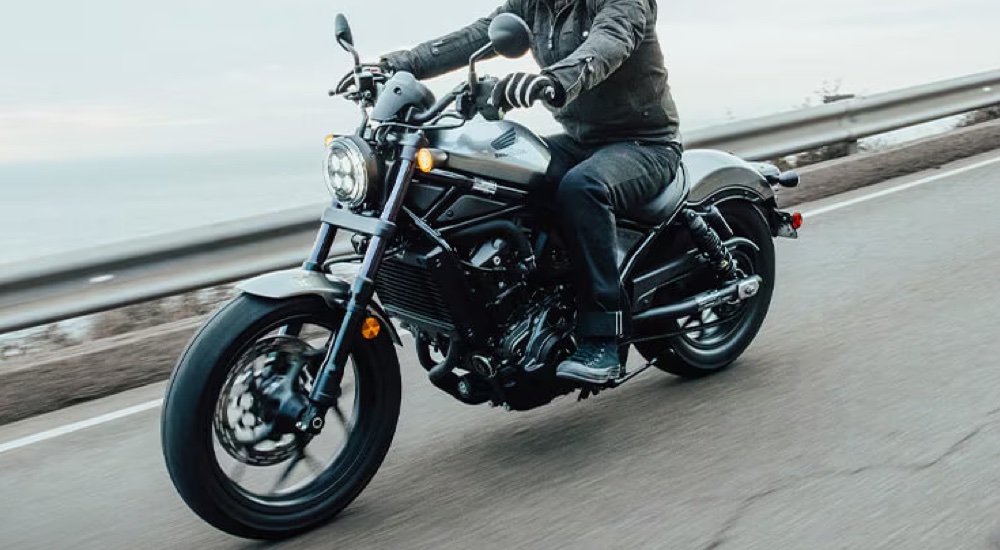 Shifting Gears: Honda Changes the Motorcycle Game with Its Dual-Clutch Transmission