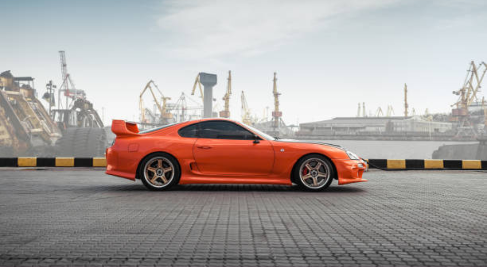 25 and Up Club: How Old Does a Car Need to Be to Enter the US, and Why?