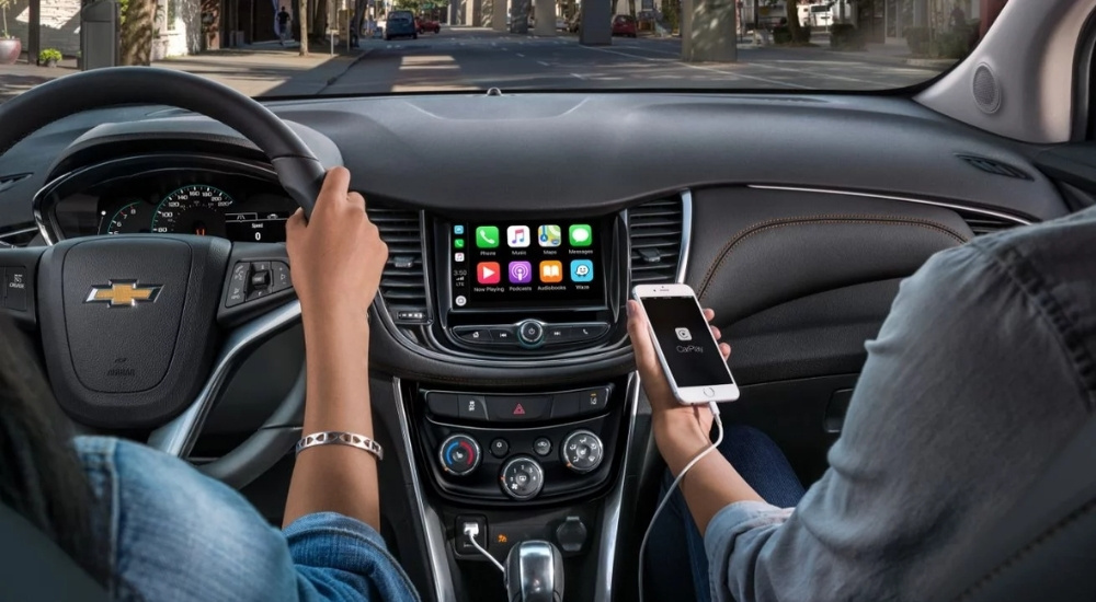 2020 Chevy Trax Interior Apple CarPlay Display